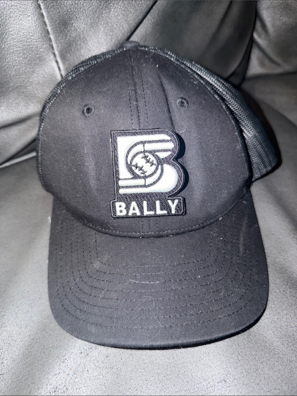 Kids rare used Bally Black Baseball Cap with White Logo Patch